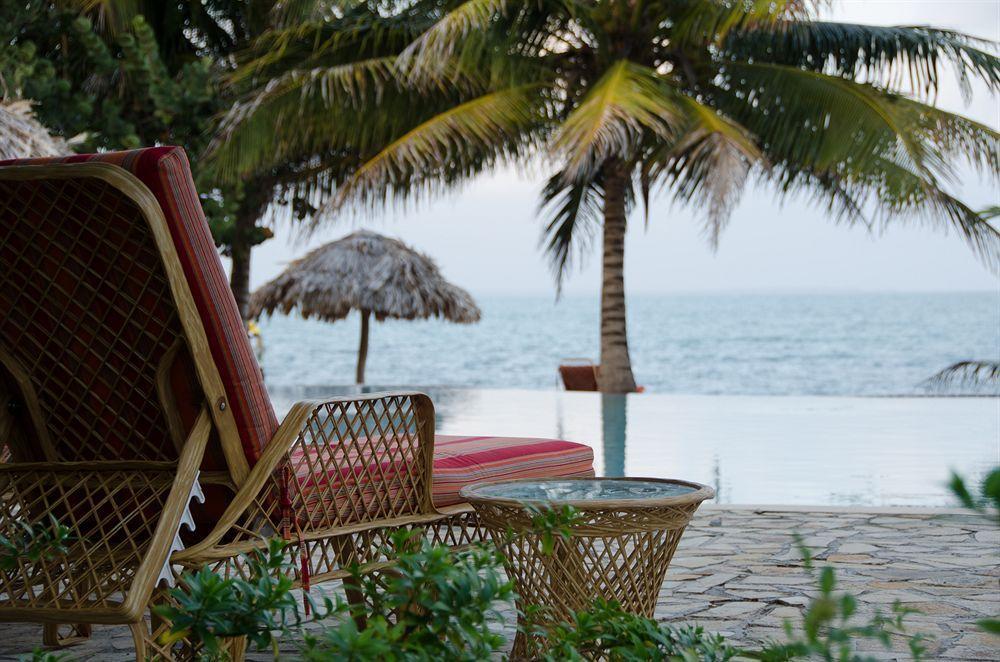 Almond Beach Resort At Jaguar Reef Hopkins Exterior foto