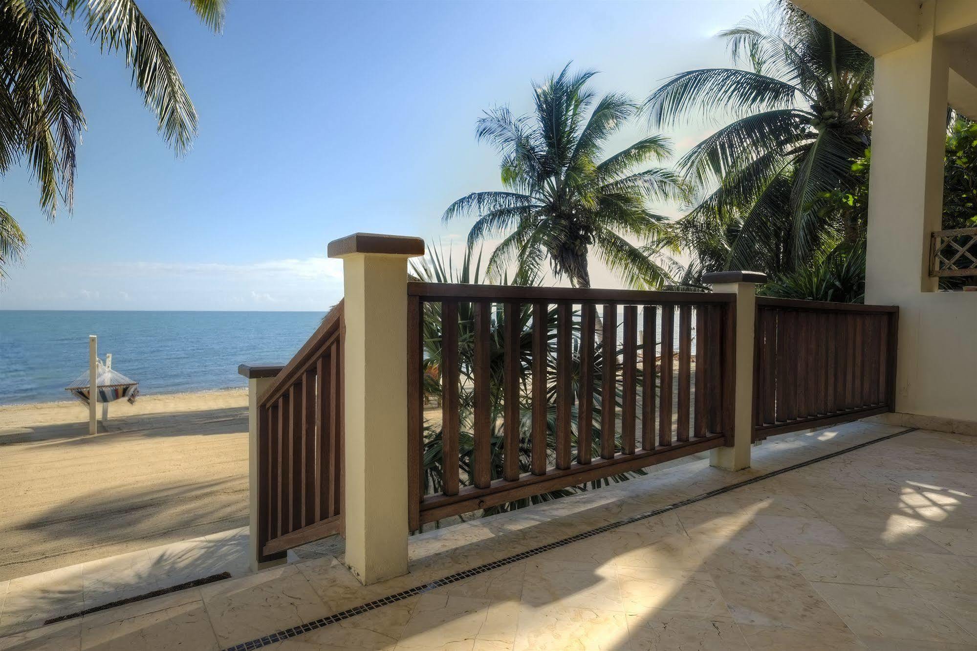 Almond Beach Resort At Jaguar Reef Hopkins Exterior foto